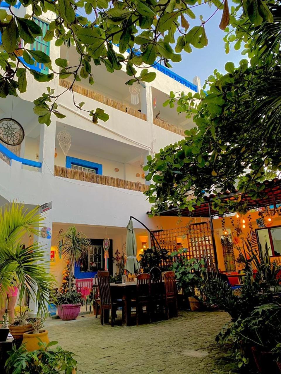 Hotel Gutierrez Celestun Exteriör bild